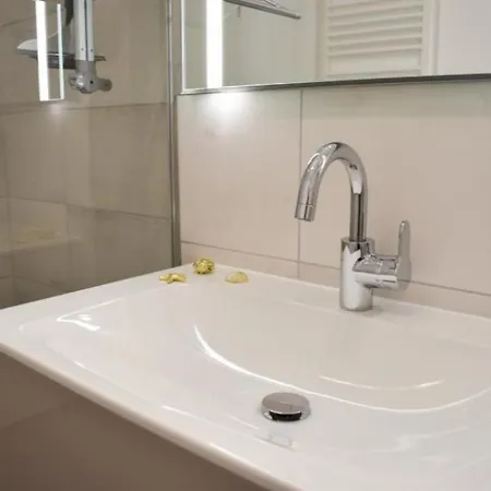 Ferienwohnung Steuerbord 1 Appartement Lübeck