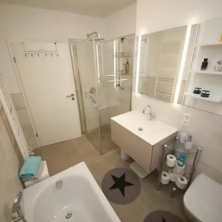Ferienwohnung Steuerbord 1 * Lübeck