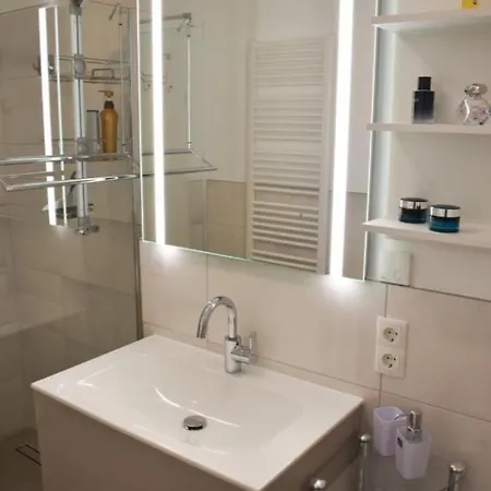 Ferienwohnung Steuerbord 1 Appartement Lübeck